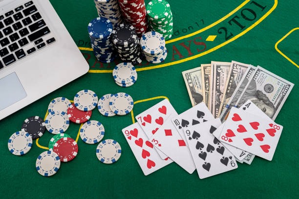alexistogel alternatif platform interface showing football, live-dealer, and slot categories